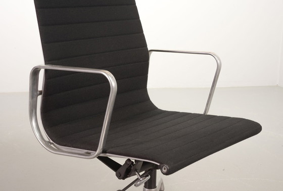Image 1 of Chaise de bureau réglable Eames Highback Black Hopsak Swivel Desk Chair Ea119 For Vitra, 1990S