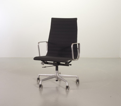 Chaise de bureau réglable Eames Highback Black Hopsak Swivel Desk Chair Ea119 For Vitra, 1990S