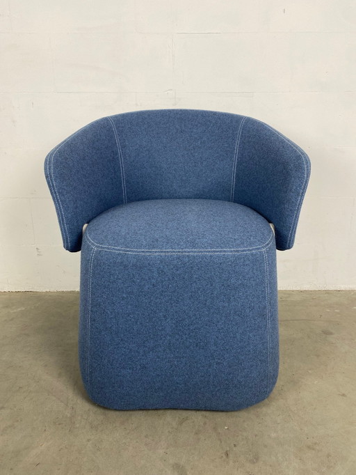 Patricia Urquiola Fauteuil Openest et pouf annexe pour Haworth