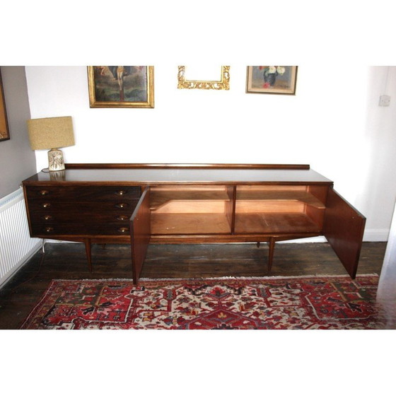 Image 1 of Buffet en palissandre du milieu du siècle par Robert Heritage pour Archie Shine