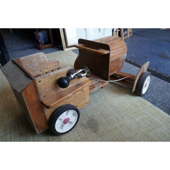 Image 1 of Voiture-jouet vintage en bois