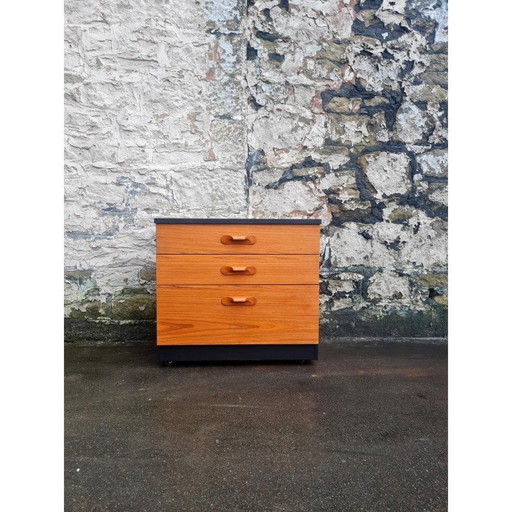 Commode vintage en chêne à 3 tiroirs pour Austinsuite Furniture