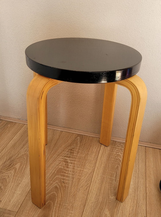 Image 1 of Tabouret design scandinave en bois de bouleau