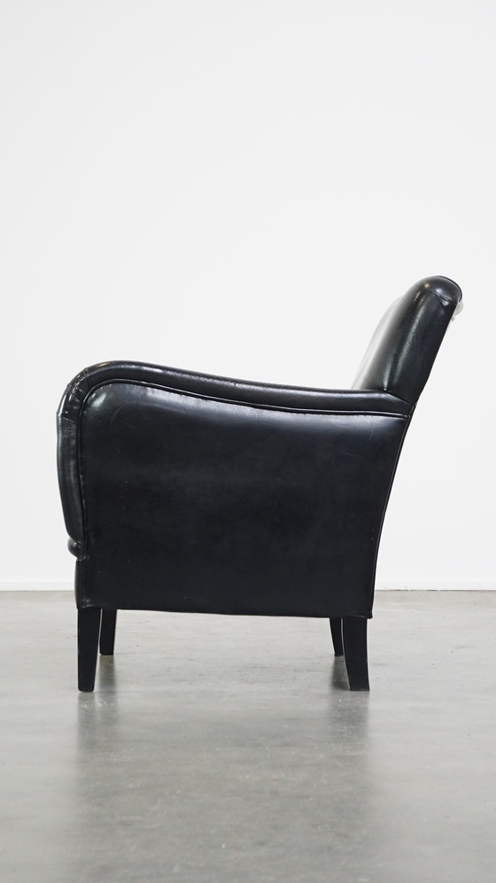 Image 1 of Fauteuil en cuir de mouton de couleur noire