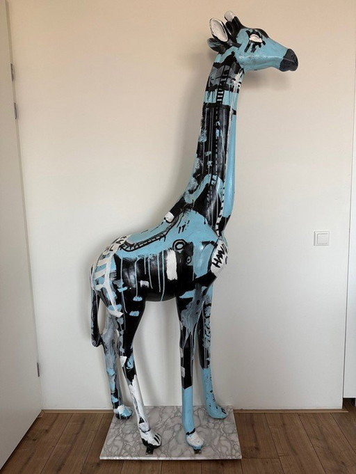 Dirty Animal - Girafe Oeuvre d'art décorative réalisée à la main