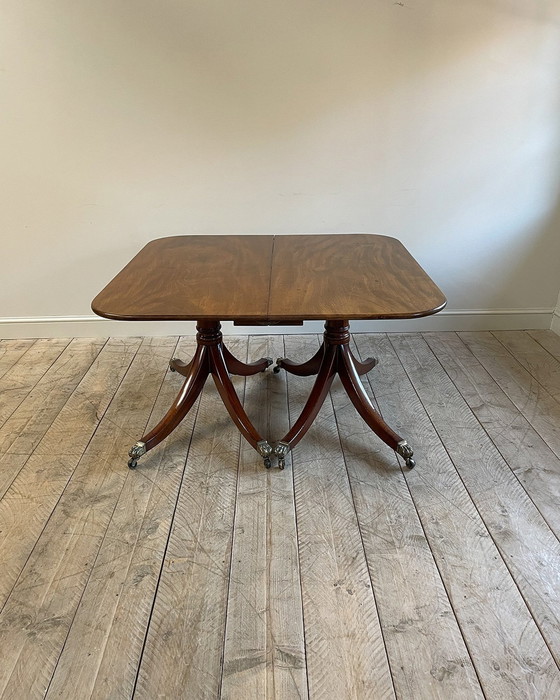 Image 1 of Table à manger antique