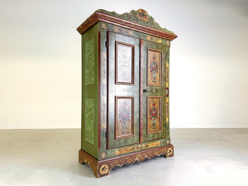 Armoire paysanne Voglauer Landhaus Armoire peinte à la main Vert