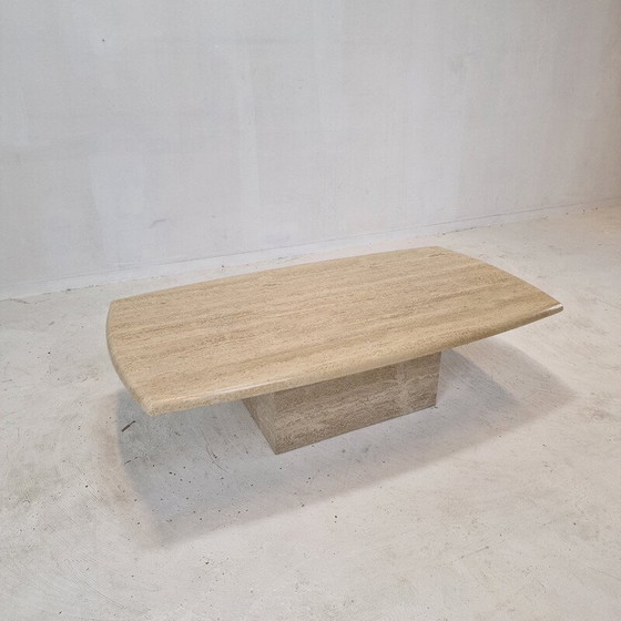 Image 1 of Table basse vintage italienne en travertin, 1980