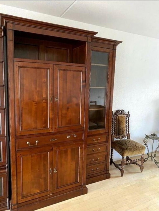 Grande armoire hollandaise ancienne