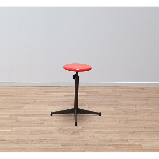 Image 1 of Tabouret de laboratoire vintage en métal et plastique teinté noir