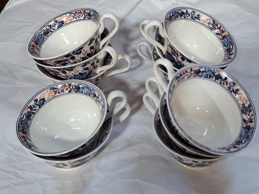 Wedgewood Etruria Ningpo Cups And Saucers And Dish