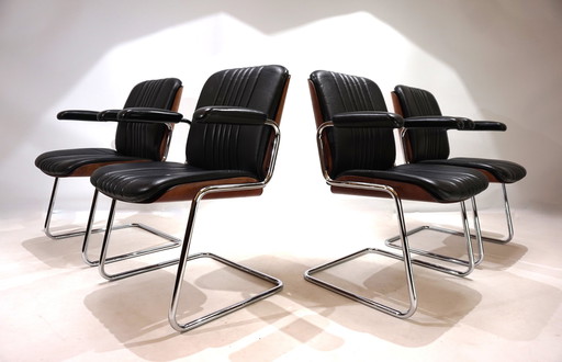 Martin Stoll Jeu de 4 chaises de salle à manger/de réunion en cuir du professeur Karl Dittert
