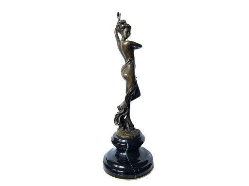 Statue en bronze Femme nue