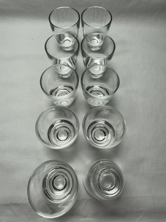 Image 1 of Set de 28 verres à liqueur