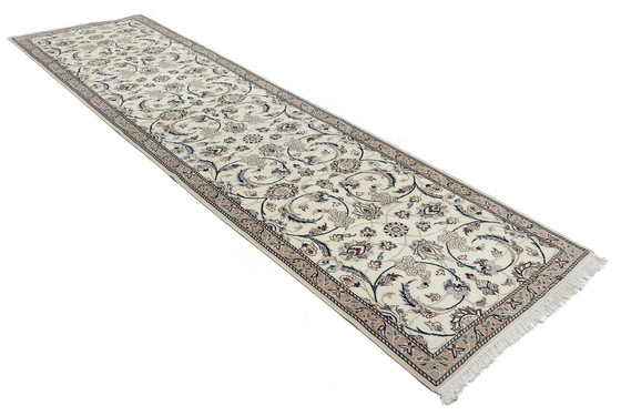 Image 1 of Tapis persan original noué à la main Naïn 9 La fine avec soie 394 X 98 cm Top condition Nouveau