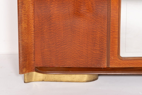 Image 1 of Armoire italienne du Mid Century en placage d'érable des années 50