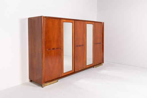 Armoire italienne du Mid Century en placage d'érable des années 50