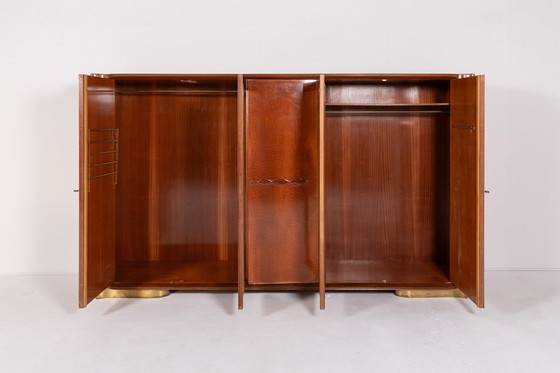 Image 1 of Armoire italienne du Mid Century en placage d'érable des années 50