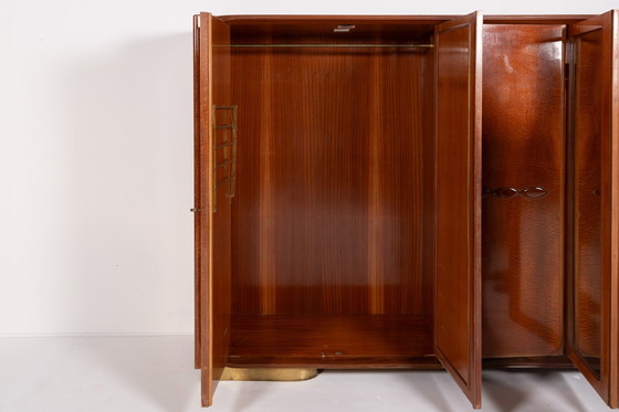 Image 1 of Armoire italienne du Mid Century en placage d'érable des années 50