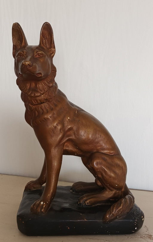 Statue Chien En Plâtre Signée Vintage