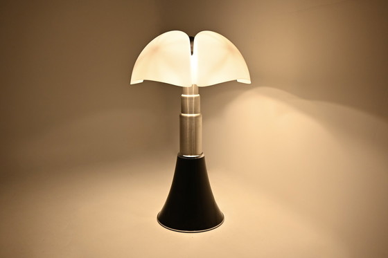 Image 1 of Lampe de table Pipistrello noire de Gae Aulenti pour Martinelli Luce, 1960S