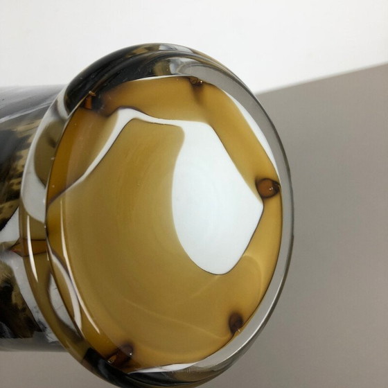 Image 1 of Vase Vintage extra large Opaline 1970