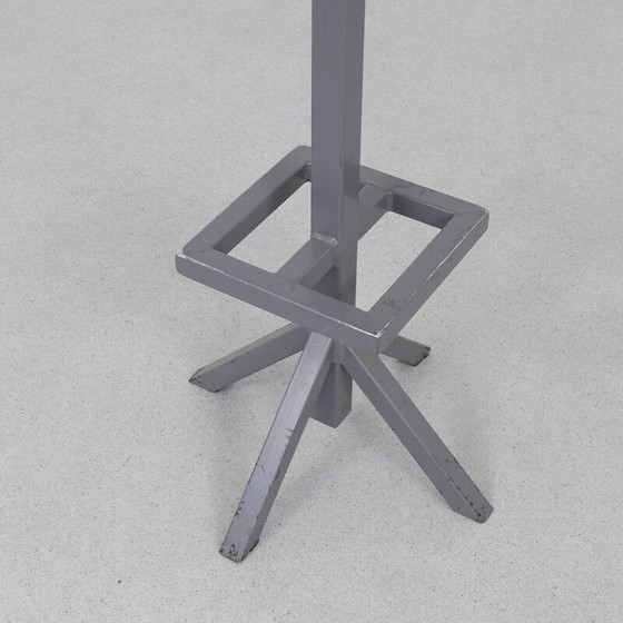 Image 1 of Ensemble de 5 tabourets de bar industriels vintage, 1970