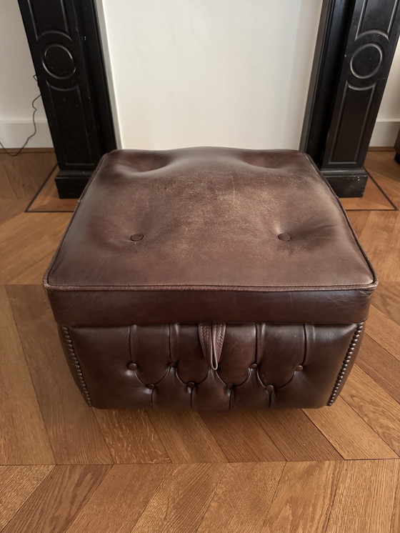 Image 1 of Tabouret Chesterfield / Hocker