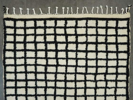 Image 1 of Tapis berbère - 246 Cm X 164 Cm - Laine blanche et noire