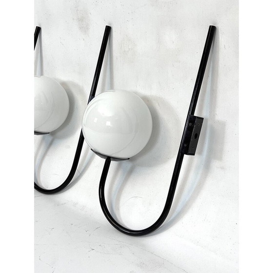 Image 1 of Ensemble de 3 lampes murales sphériques italiennes du Mid Century, années 1960