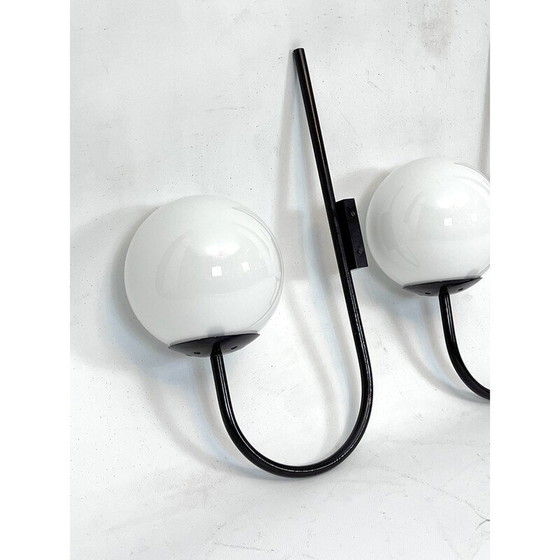 Image 1 of Ensemble de 3 lampes murales sphériques italiennes du Mid Century, années 1960