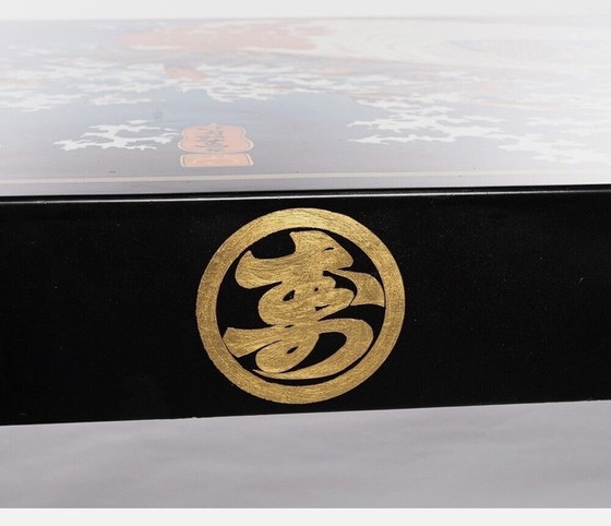 Image 1 of Hokusai, Table basse unique phosphorescente (1985)