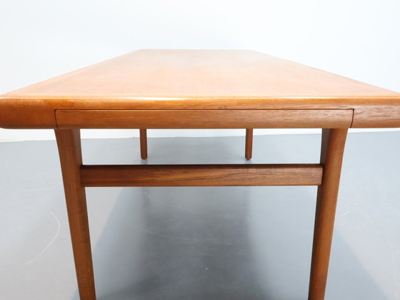 Image 1 of Grande table basse vintage Danemark Teck