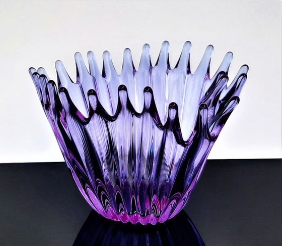Image 1 of Grande Coupe En Cristal Violet • Vintage • Cristallerie De Bayel  • 1950