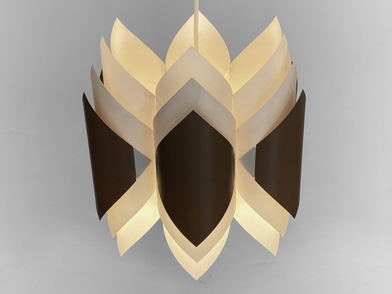 Image 1 of Lampe suspendue en feuille de plastique "Ballett" par Lars Schiøler pour Hoyrup Lighting. Danemark 1970S