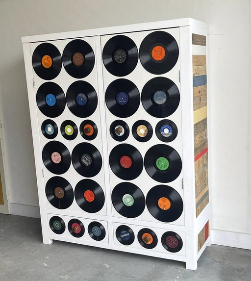 Meuble de rangement pour disques vinyles et bois de rebut fait main Lp`S