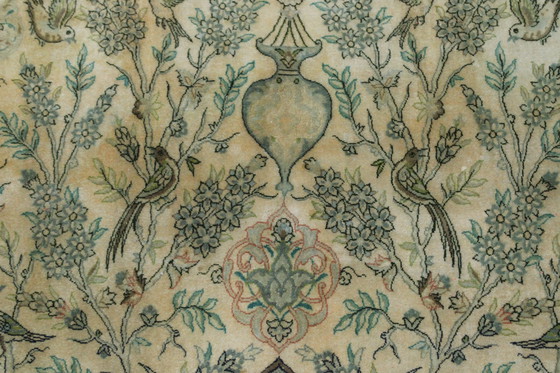 Image 1 of Tapis persan Ancien Isfahan Très Fin Avec Soie 240 X 154 Cm