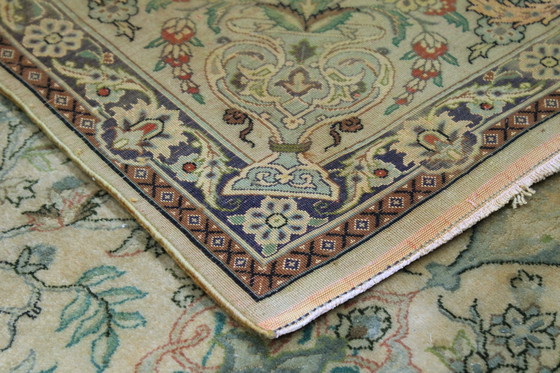 Image 1 of Tapis persan Ancien Isfahan Très Fin Avec Soie 240 X 154 Cm