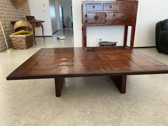 Image 1 of Grande table basse en bambou