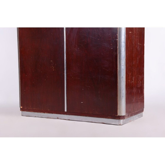 Image 1 of Armoire Bauhaus vintage en noyer de Vichr a Spol, 1930-1939