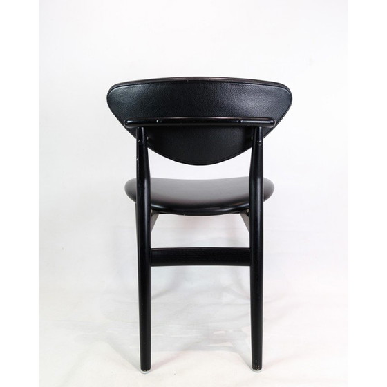Image 1 of Chaise vintage en bois de chêne peint en noir modèle 108 par Finn Juhl
