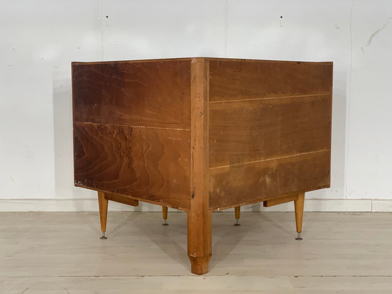 Image 1 of Mid Century armoire d'angle commode vintage