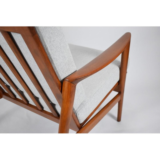 Image 1 of Fauteuil vintage Stefan en teck teinté et tissu gris clair pour Swarzędz, 1960