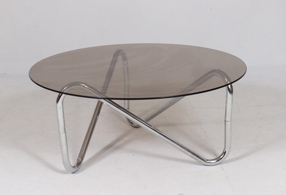 Image 1 of  Table basse française en acier tubulaire, Les années 1970