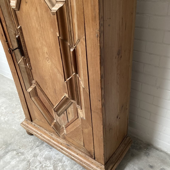 Image 1 of Cabinet baroque ancien