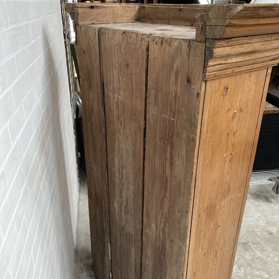 Image 1 of Cabinet baroque ancien