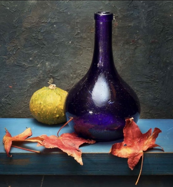 Image 1 of Stillleben Photo by Mos Merab Samii - Rouge, bleu et jaune