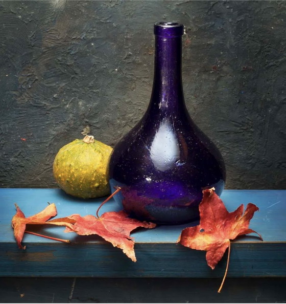 Image 1 of Stillleben Photo by Mos Merab Samii - Rouge, bleu et jaune