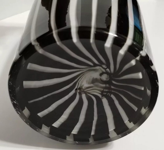 Image 1 of Vase zébré noir et blanc de Leonardo