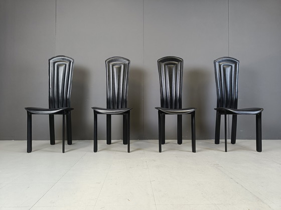 Image 1 of Ensemble de 4 chaises de salle à manger en cuir à haut dossier, 1980S